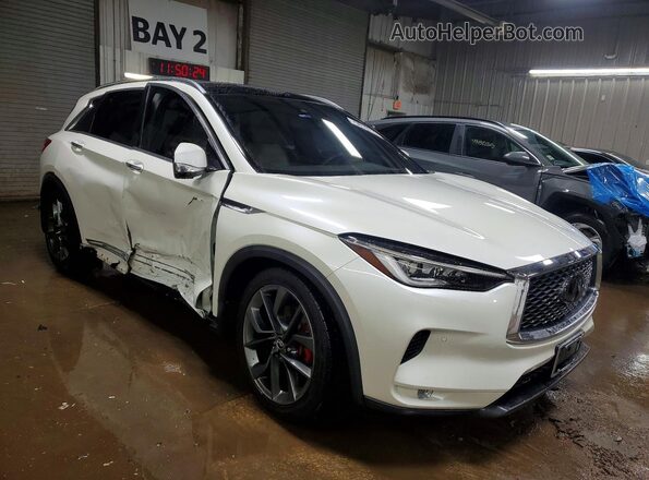 3PCAJ5M3XKF145070 2019 INFINITI QX50 White Передня права чверть