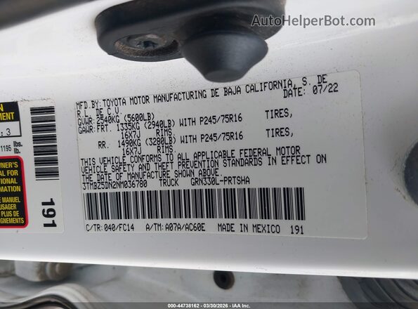 3TMBZ5DN2NM036780 2022 TOYOTA TACOMA White Widok komory silnika
