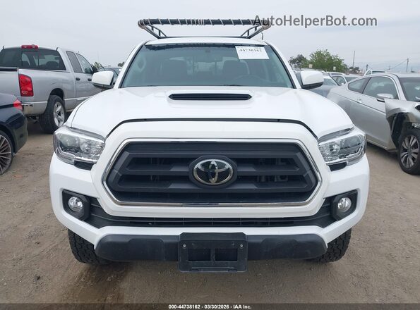 3TMBZ5DN2NM036780 2022 TOYOTA TACOMA White Widok zestawu wskaźników