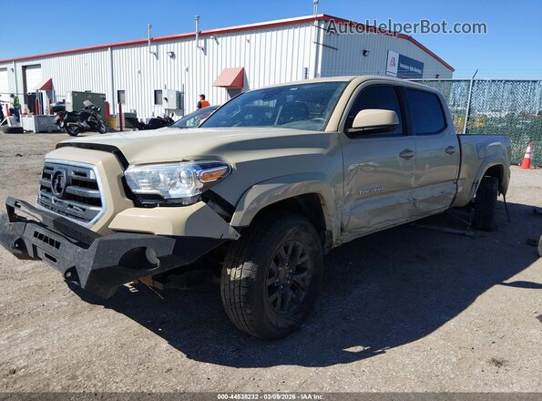 3TMBZ5DN6JM012539 2018 TOYOTA TACOMA Tan Առջևի ձախ երեք քառորդ տեսարան
