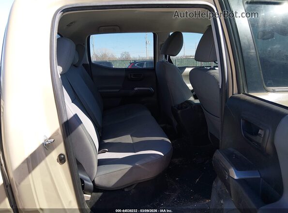 3TMBZ5DN6JM012539 2018 TOYOTA TACOMA Tan VIN կոդի պիտակի տեսք