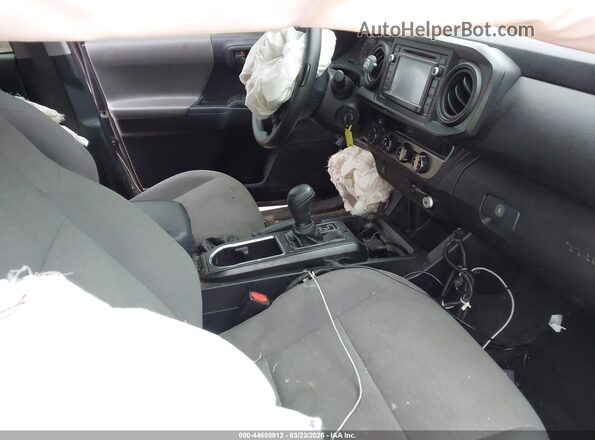 3TMCZ5AN2JM140205 2018 TOYOTA TACOMA Gray Սալոնի դիմացի տեսք