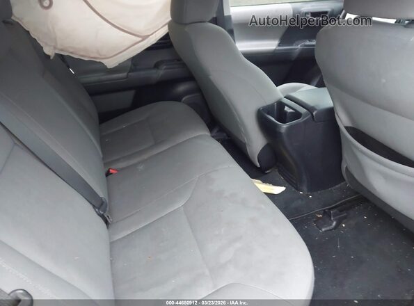 3TMCZ5AN2JM140205 2018 TOYOTA TACOMA Gray VIN կոդի պիտակի տեսք