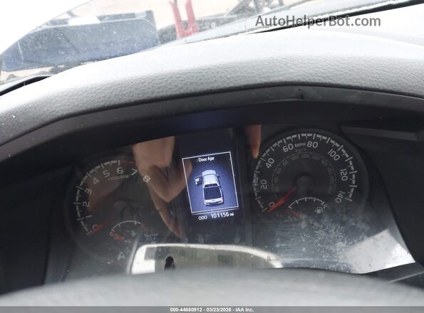 3TMCZ5AN2JM140205 2018 TOYOTA TACOMA Gray Հետևի նստատեղերի տեսք