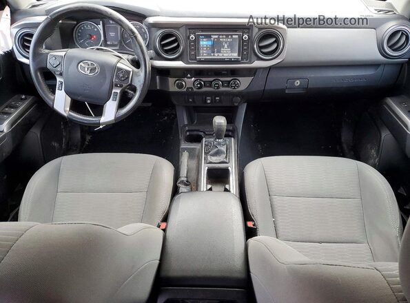 3TMCZ5AN7JM180215 2018 TOYOTA TACOMA Blue Առջևի վահանակի տեսք