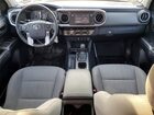 2018 Toyota Tacoma Sr5 V6 Silver vin: 3TMCZ5AN8JM155730