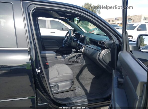 3TMKB5FN8SM050485 2025 TOYOTA TACOMA Black Widok wnętrza z przodu