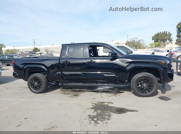 3TMKB5FN8SM050485 2025 TOYOTA TACOMA Black Widok wnętrza z tyłu