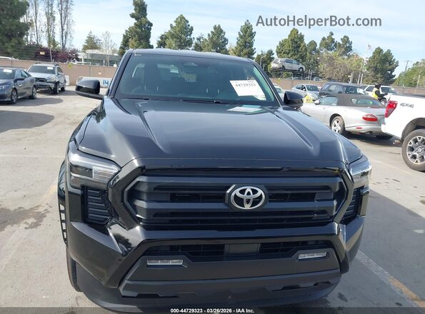 3TMKB5FN8SM050485 2025 TOYOTA TACOMA Black Widok zestawu wskaźników
