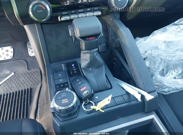 3TMLB5JN4TM219558 2026 TOYOTA TACOMA Blue Widok deski rozdzielczej