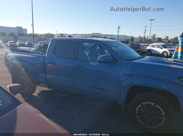 3TMLB5JN4TM219558 2026 TOYOTA TACOMA Blue Widok wnętrza 360 stopni