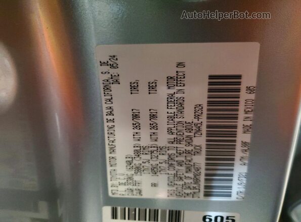 3TMLB5JN8RM024877 2024 TOYOTA TACOMA Silver Widok komory silnika