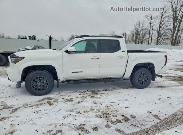 3TMLB5JN8TM217277 2026 TOYOTA TACOMA White Widok komory silnika
