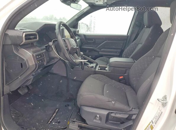 3TMLB5JN8TM217277 2026 TOYOTA TACOMA White Widok wnętrza z przodu