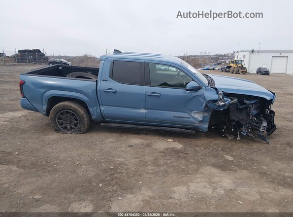 3TMLB5JN8TM221880 2026 TOYOTA TACOMA Синий Вид задней части салона