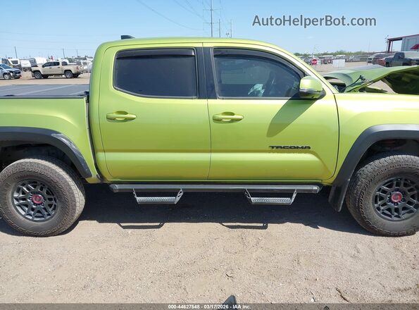 3TYCZ5AN2NT067539 2022 TOYOTA TACOMA Green 360 interior view
