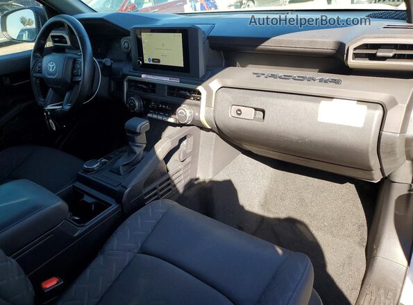 3TYJDAKN7ST020337 2025 TOYOTA TACOMA White Առջևի վահանակի տեսք