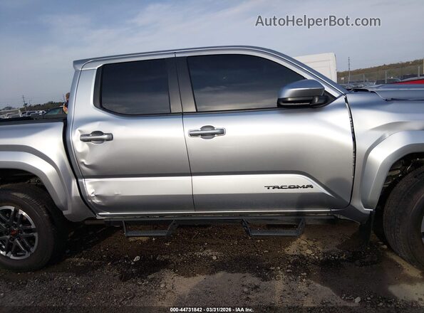 3TYLB5JN4RT012701 2024 TOYOTA TACOMA Silver Панорамний вид салону 360°