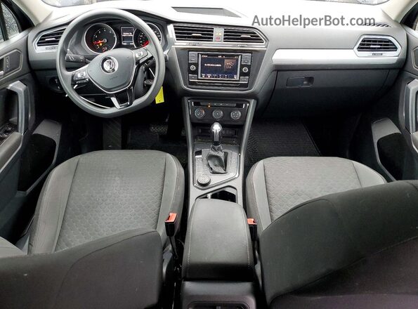 3VV0B7AX1KM092168 2019 VOLKSWAGEN TIGUAN Black Widok deski rozdzielczej
