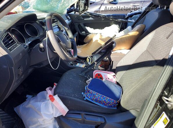 3VV0B7AX8JM126069 2018 VOLKSWAGEN TIGUAN Черный Вид салона спереди