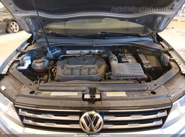 3VV0B7AX8MM062944 2021 VOLKSWAGEN TIGUAN Gray Widok z tyłu