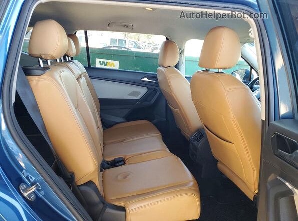 3VV1B7AX5JM098168 2018 VOLKSWAGEN TIGUAN Синий Вид задних сидений