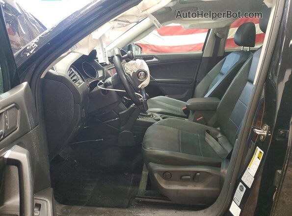 3VV2B7AX0JM031546 2018 VOLKSWAGEN TIGUAN Black Widok wnętrza z przodu