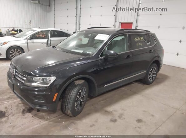 3VV2B7AX0LM100884 2020 VOLKSWAGEN TIGUAN Черный Передняя левая четверть