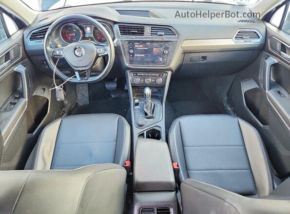 3VV2B7AX1JM110580 2018 VOLKSWAGEN TIGUAN Black Вид панелі приладів