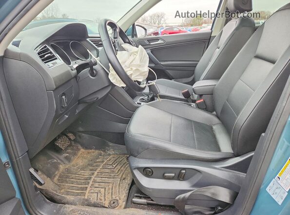 3VV2B7AX3KM175397 2019 VOLKSWAGEN TIGUAN Бирюзовый Вид салона спереди