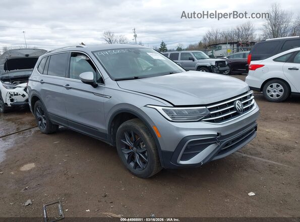 3VV2B7AX3RM069655 2024 VOLKSWAGEN TIGUAN Gray Front right