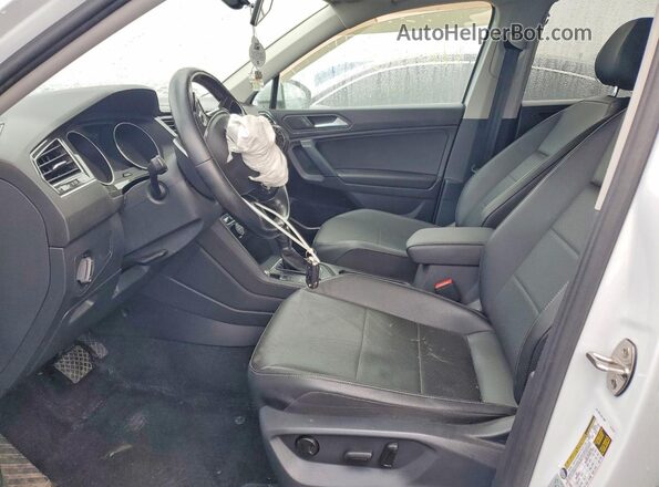 3VV2B7AX4KM076944 2019 VOLKSWAGEN TIGUAN White Vista interior delantera