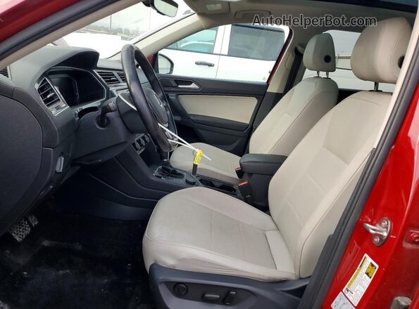 3VV2B7AX4KM096191 2019 VOLKSWAGEN TIGUAN Red წინა სალონის ხედი