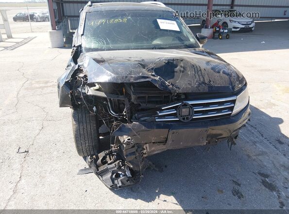 3VV2B7AX5JM213887 2018 VOLKSWAGEN TIGUAN Черный Вид спереди