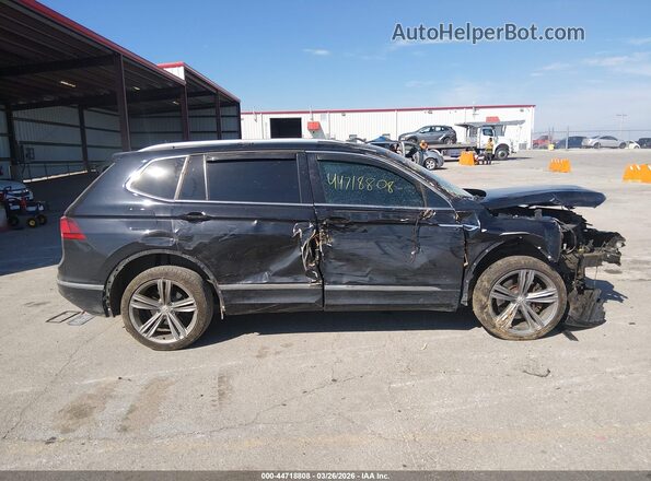 3VV2B7AX5JM213887 2018 VOLKSWAGEN TIGUAN Черный Вид задней части салона