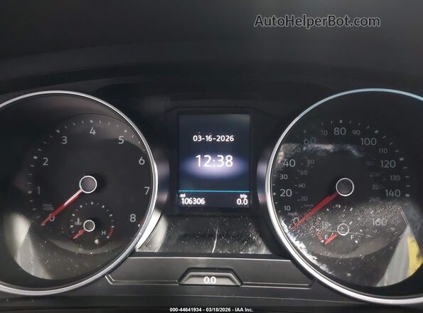 3VV2B7AX5KM107831 2019 VOLKSWAGEN TIGUAN Silver Вид задніх сидінь