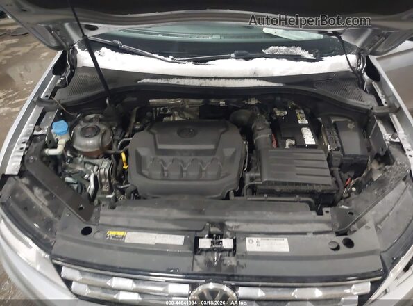 3VV2B7AX5KM107831 2019 VOLKSWAGEN TIGUAN Silver Вид ззаду