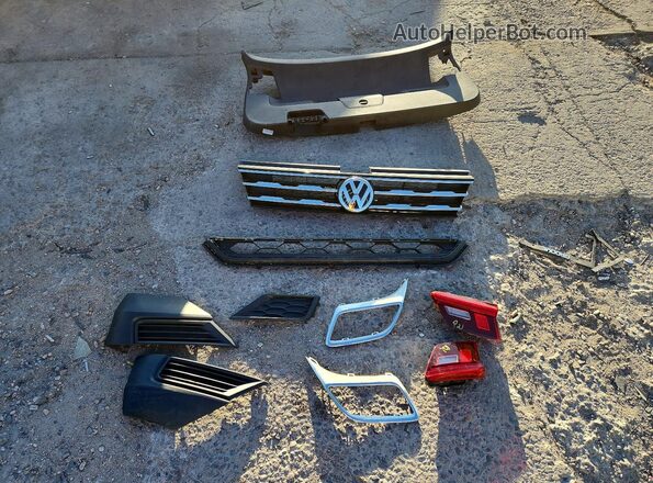 3VV2B7AX5KM134012 2019 VOLKSWAGEN TIGUAN Gray VIN კოდის სტიკერის ხედი