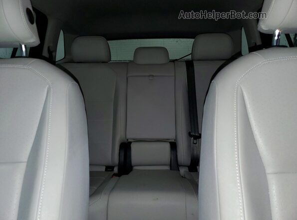 3VV2B7AX5KM187261 2019 VOLKSWAGEN TIGUAN Black Widok tylnych siedzeń
