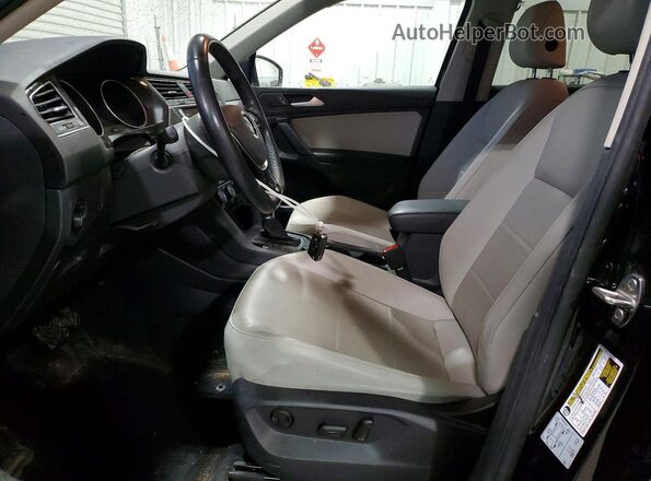 3VV2B7AX5KM187261 2019 VOLKSWAGEN TIGUAN Black Widok wnętrza z przodu