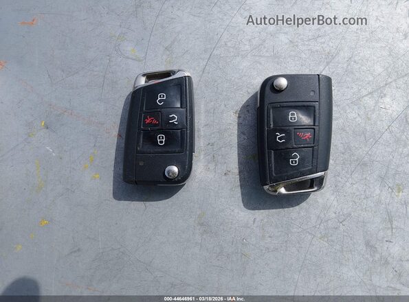 3VV2B7AX6KM054105 2019 VOLKSWAGEN TIGUAN Черный Вид панели приборов