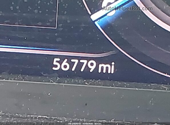 3VV2B7AX6KM174681 2019 VOLKSWAGEN TIGUAN Белый 