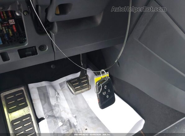 3VV2B7AX6KM174681 2019 VOLKSWAGEN TIGUAN Белый Вид панели приборов