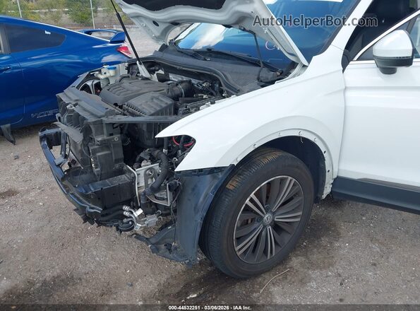 3VV2B7AX7KM011991 2019 VOLKSWAGEN TIGUAN Белый Вид спереди