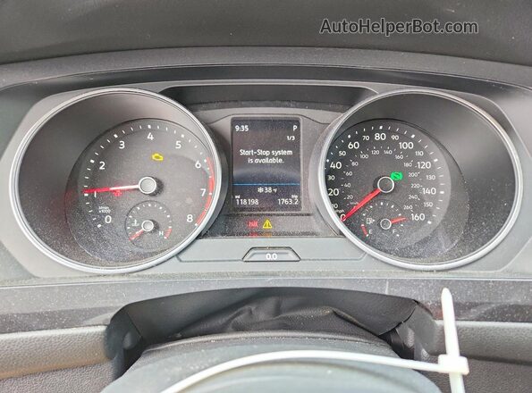 3VV2B7AX7KM173779 2019 VOLKSWAGEN TIGUAN Черный Вид щитка приборов