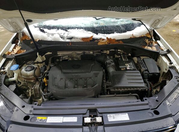 3VV2B7AX9KM197601 2019 VOLKSWAGEN TIGUAN White Vista del compartimento del motor