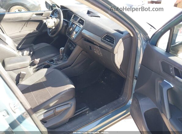 3VV3B7AX0KM078159 2019 VOLKSWAGEN TIGUAN Синий Вид салона спереди