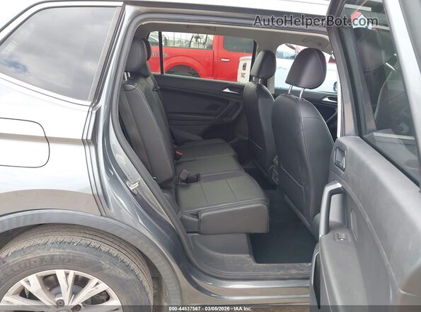 3VV3B7AX2JM056288 2018 VOLKSWAGEN TIGUAN Gray Вид наклейки з VIN-кодом