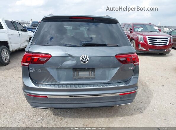 3VV3B7AX2JM056288 2018 VOLKSWAGEN TIGUAN Gray 