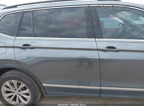 3VV3B7AX2JM056288 2018 VOLKSWAGEN TIGUAN Gray Вид задньої частини салону